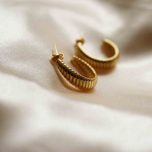 Kaia Hoop Earrings